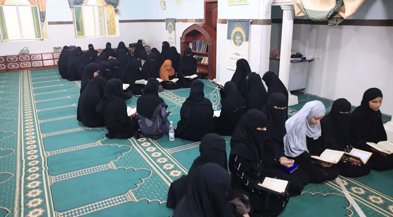 حلقات قرآنية