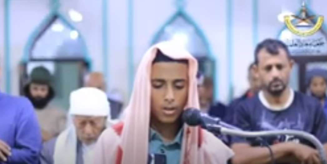 ترانيم من محاريب معاذ من صلاة التراويح للطالب حذيفة فهمي